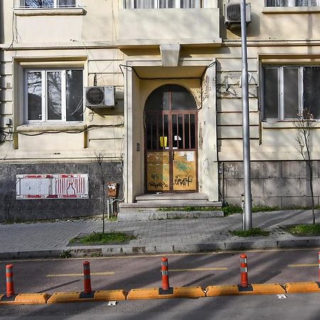 Small Studio On Budget In The Heart Of City Varna Ngoại thất bức ảnh