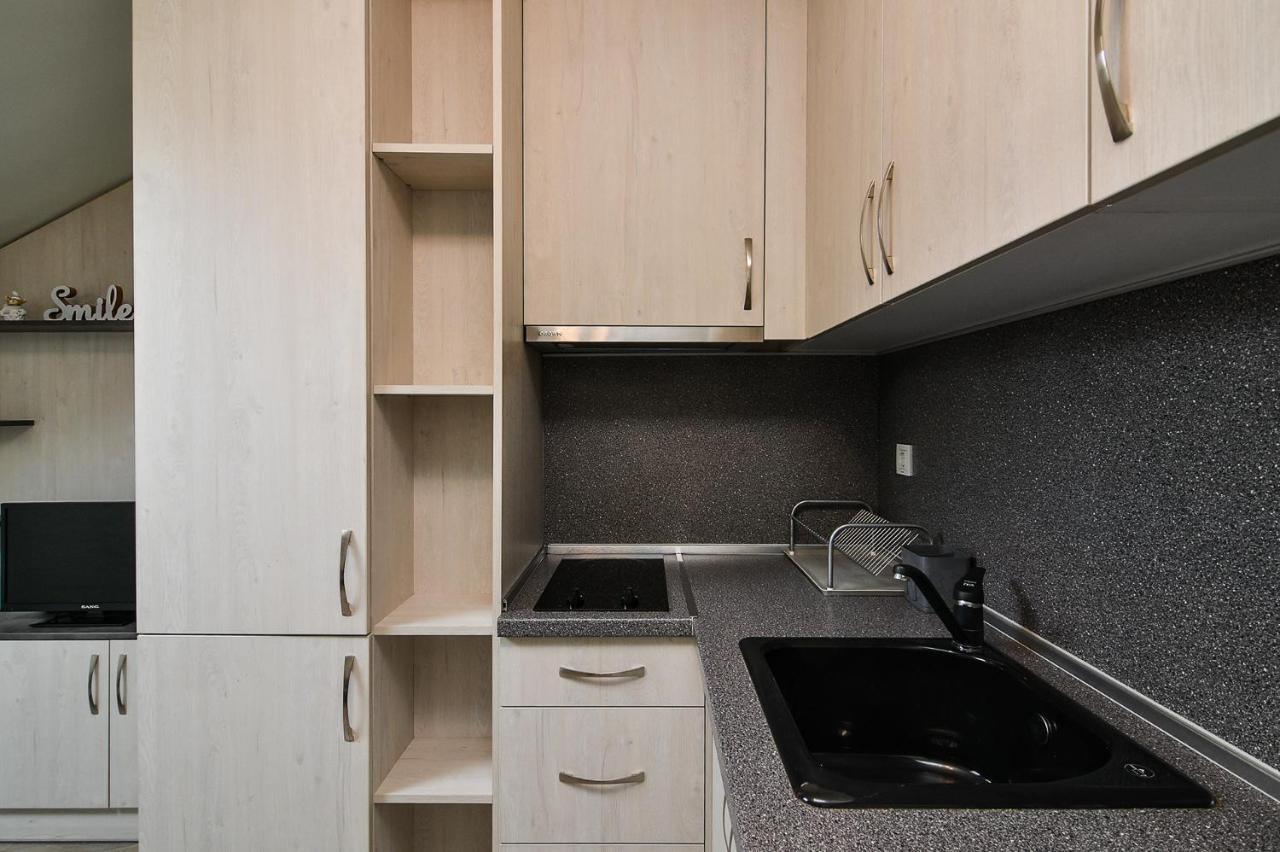 Small Studio On Budget In The Heart Of City Varna Ngoại thất bức ảnh